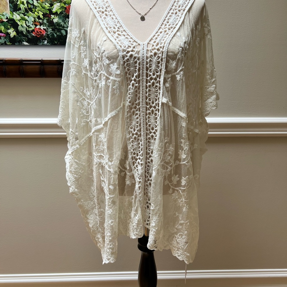 Cupshe Cream Lace Cover-Up